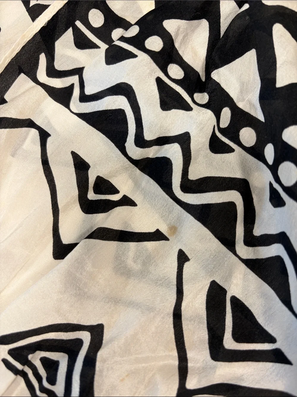 Oscar de la Renta Black & Cream Graphic Print Scarf